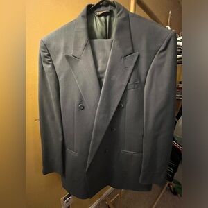 Men’s Suit